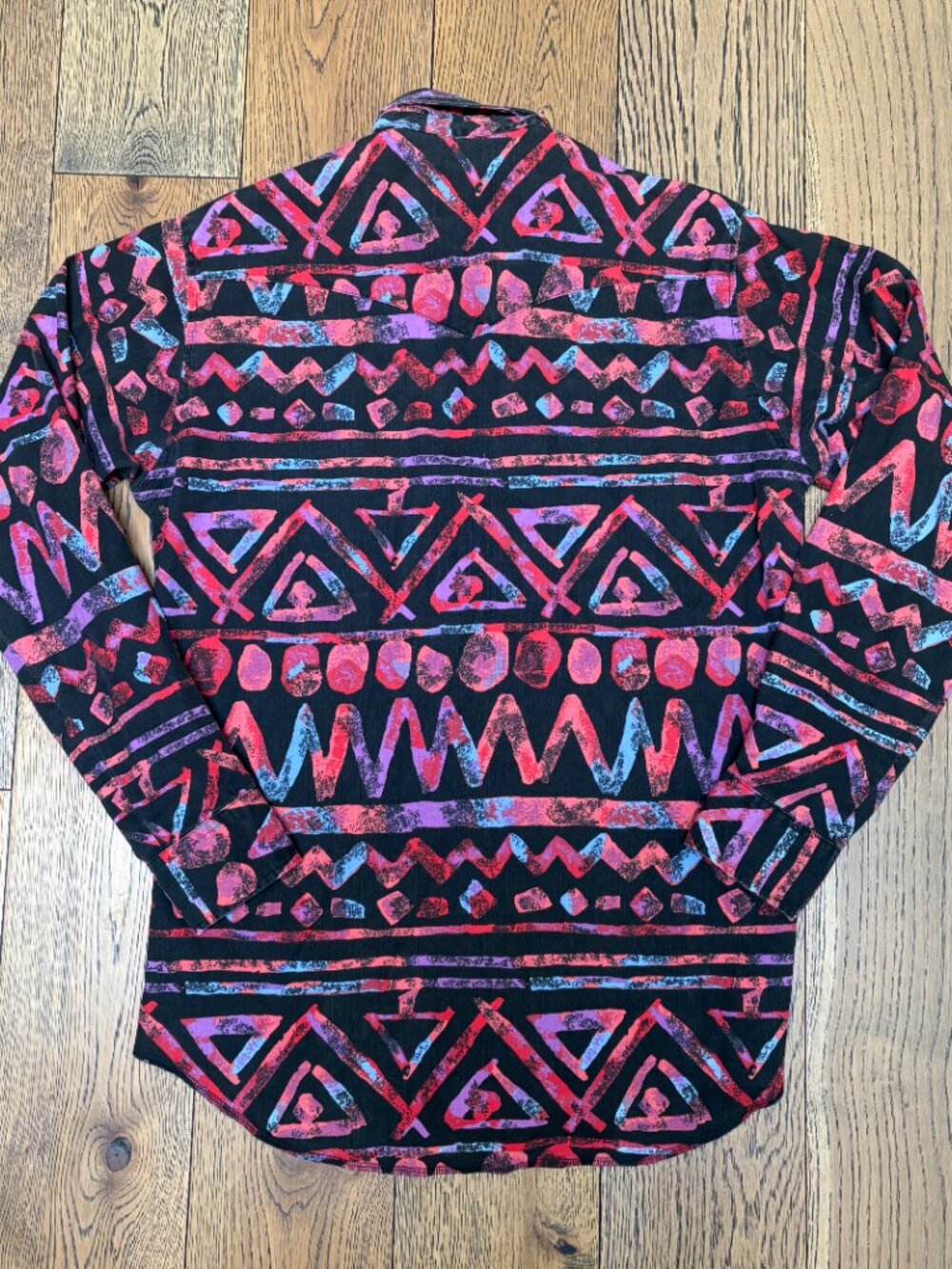 Vintage Wrangler Button Down Shirt Men's 15.5-35 Pink Geometric Western Cowboy - Picture 6 of 8